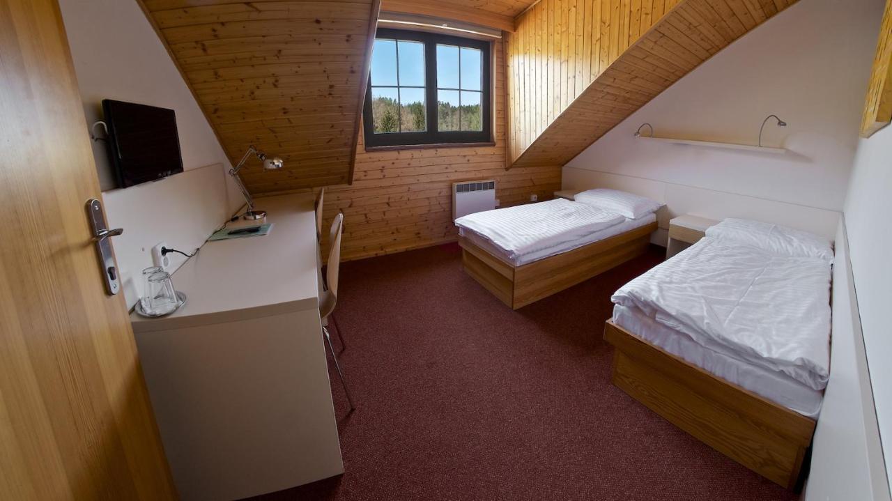 Sporthotel Kácov Eksteriør bilde